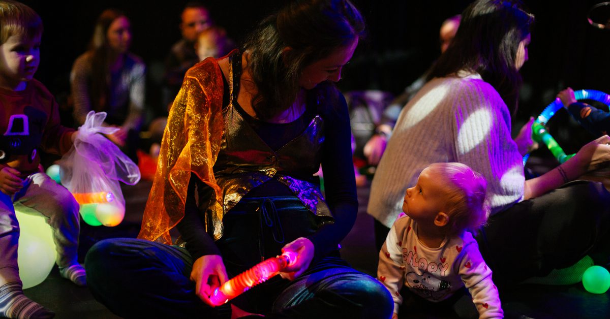 Wonder Gig: Early Years