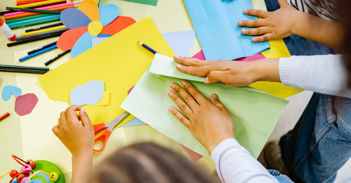 Meet, Make & Play Craft Buffet
